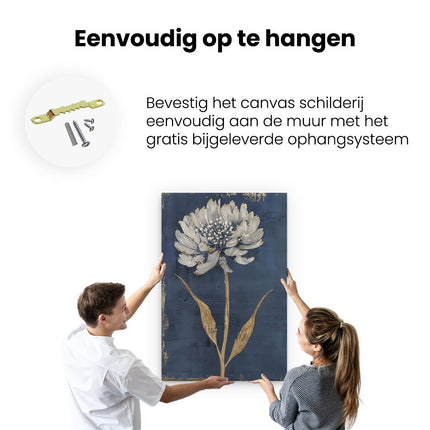 Canvas schilderij ophangen Blauwe en Gouden Bloem op een Blauwe Achtergrond