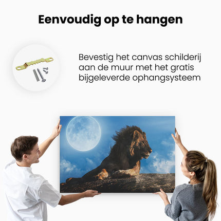 Canvas schilderij ophangen Leeuw Tijdens Volle Maan