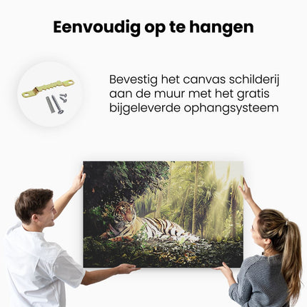 Canvas schilderij ophangen Tijger In De Jungle Met Zonneschijn