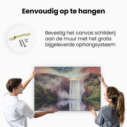 Canvas schilderij ophangen Waterval Met Een Weerspiegeling In Het Water