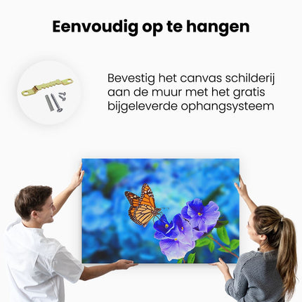 Canvas schilderij ophangen Oranje Vlinder Bij Paarse Bloemen