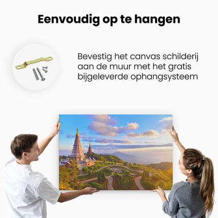 Canvas schilderij ophangen Pagode Tempels in de Inthanon Berg in Thailand