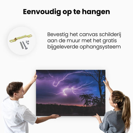 Canvas schilderij ophangen Blikseminslagen in een Paarse Hemel - Onweer