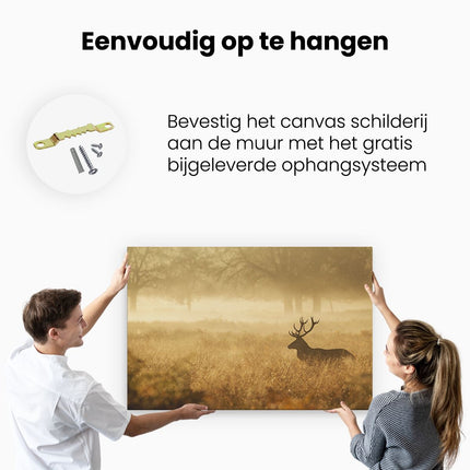 Canvas schilderij ophangen Hert in het Veld tijdens de Mist