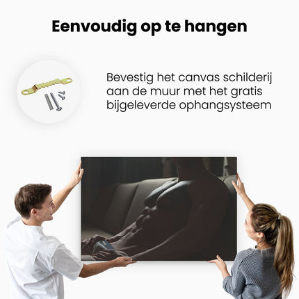 Canvas schilderij ophangen Man met een Sixpack op een Bank - Erotiek