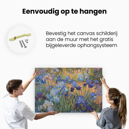 Canvas schilderij ophangen Blauwe Irissen in een Veld