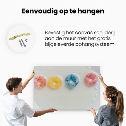 Canvas schilderij ophangen Kleurrijke Ontbijtgranen in een Kom Melk