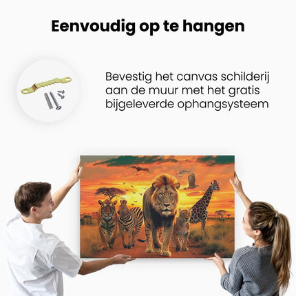 Canvas schilderij ophangen Leeuwen, Zebra's, Giraffen en Zebra's in de Savanne