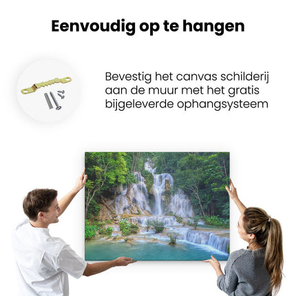 Canvas Schilderij Ophangen Waterval In Het Tropische Natuur