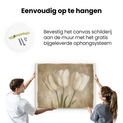 Canvas Schilderij Ophangen Drie Witte Tulpen op een Beige Achtergrond