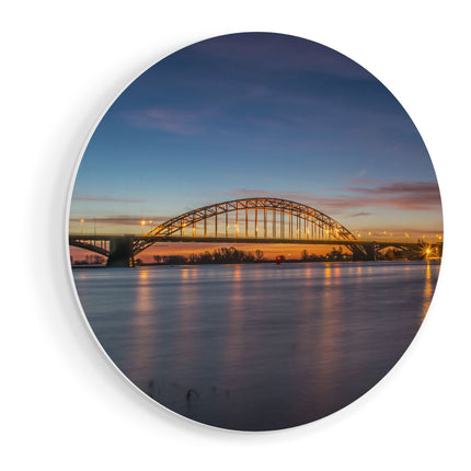 Wandcirkel vooraanzicht Waalbrug in Nijmegen 