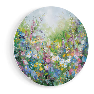 Wandcirkel vooraanzicht Kunstwerk van Bloemen in een Tuin
