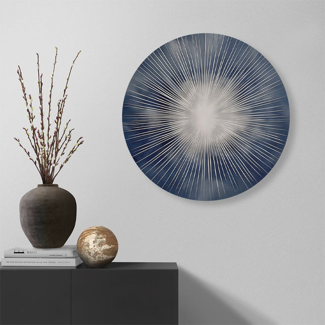 Wandcirkel muur Witte Zonnestraal op een Blauwe Achtergrond