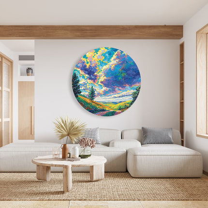 Wandcirkel woonkamer Kleurrijk Kunstwerk van een Onverharde Weg onder een Bewolkte Hemel