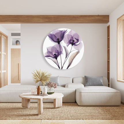 Wandcirkel woonkamer Drie Paarse Bloemen op een Witte Achtergrond