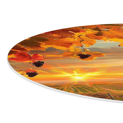 Wandcirkel detail Twee Glazen Wijn en Druiven op een Vat bij Zonsondergang