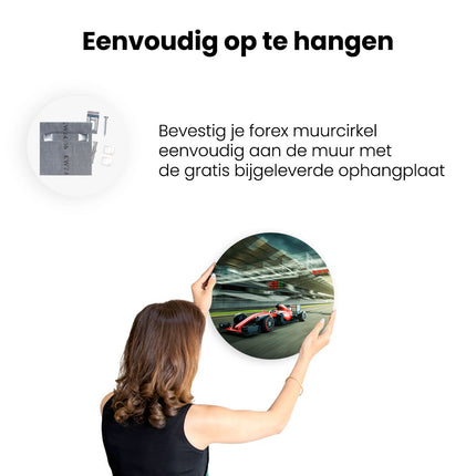 Wandcirkel ophangen Formule 1 Auto bij de Finish in het Rood