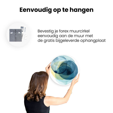 Wandcirkel ophangen Blauwe, Gele en Witte Cirkels op een Witte Achtergrond