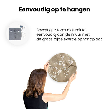 Wandcirkel ophangen Kunstwerk van Kersenbloesems op een Beige Achtergrond