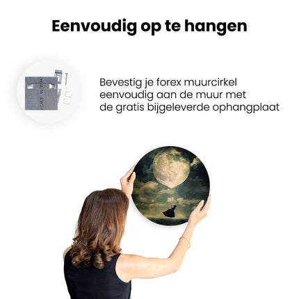 Wandcirkel ophangen Vrouw Vliegt een Ballon over de Maan