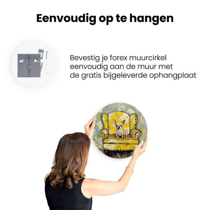 Wandcirkel ophangen Chihuahua in Gele Stoel