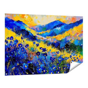 Tuinposter vooraanzicht Blauwe Bloemen in de Bergen