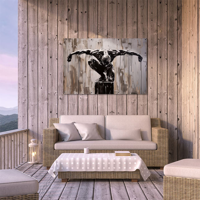 Tuinposter buiten terras Zwart Wit Kunstwerk van een Man op een Sokkel