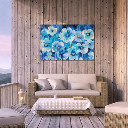 Tuinposter buiten terras Blauwe Bloemen op een Zwarte Achtergrond