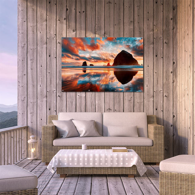 Tuinposter buiten terras Zonsondergang bij Cannon Beach, Oregon
