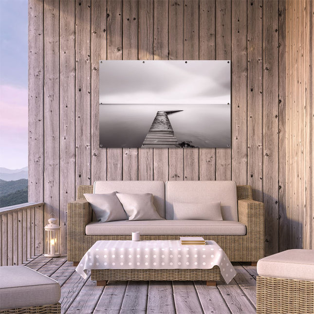 Tuinposter buiten terras Zwart Wit Beeld van een Pier in het Water