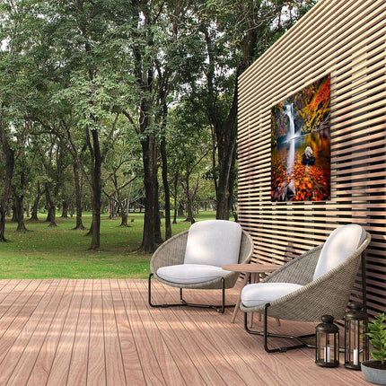 Tuinposter buiten Waterval Omgeven door Herfstbladeren