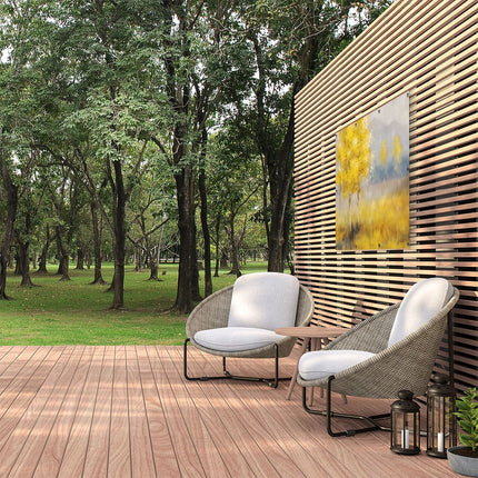 Tuinposter buiten Kunstwerk van een Gele Boom in een Veld