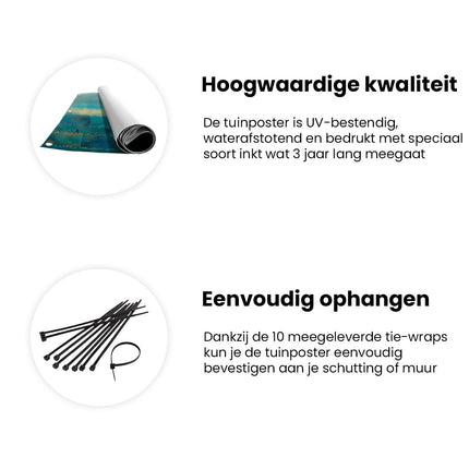 Tuinposter informatie Kunstwerk van een Blauw en Goud Betegelde Muur